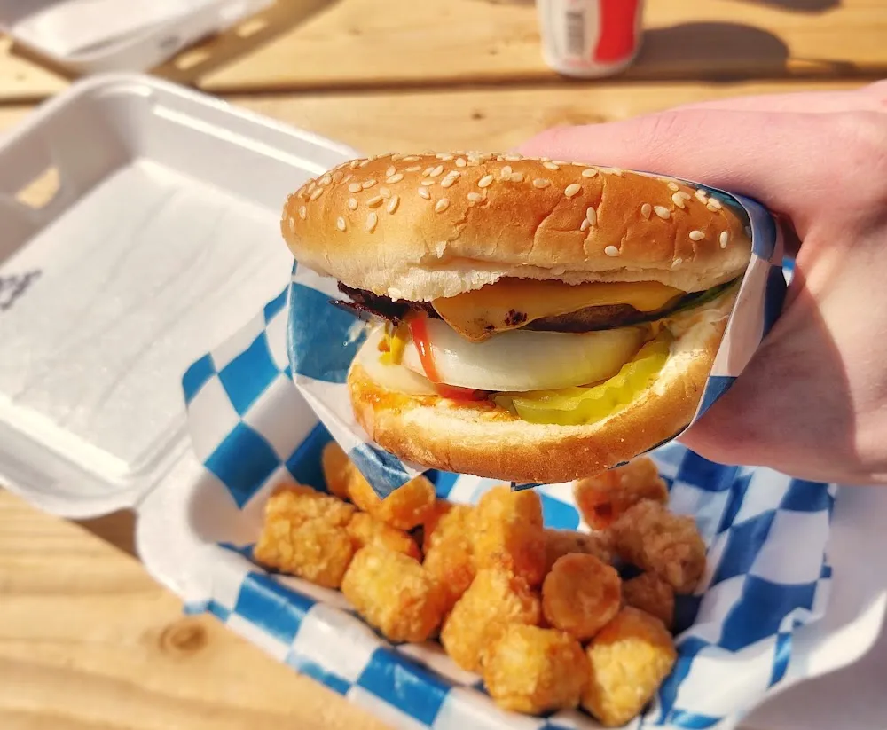 RB Single Cheeseburger with Tater Tots